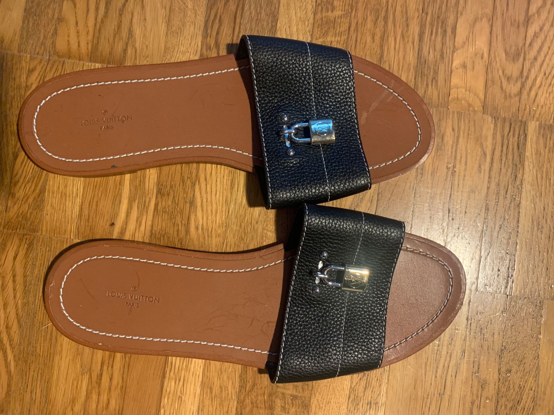 Scarpe da donna: Louis vuitton sandalen – Usato da Zürich venduto da Nikuska32