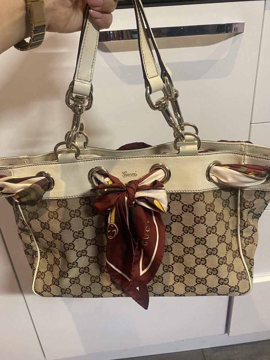 Gucci Taschen für Damen: Gucci Handtasche super Zustand – Gebraucht aus Thörigen von Edith034