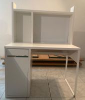Schreibtisch weiss mit Aufsatz und Schublade guter Zustand