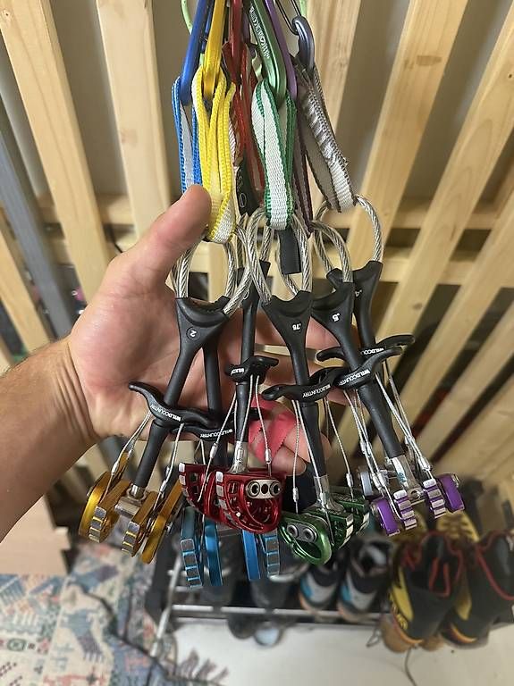 Pareti & prese d'arrampicata: Set Friend Wild country – Usato da Onnens FR venduto da luc_9rx6 1