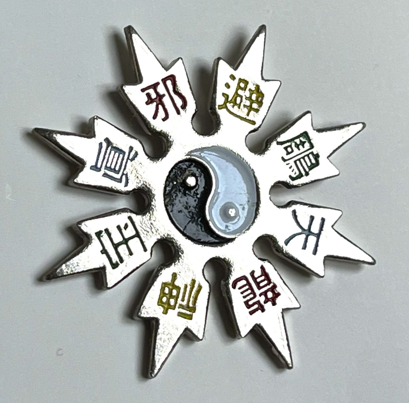 Plaquettes & Badges: Pin Wurfstern – D'occasion à Kriens par TSCH1
