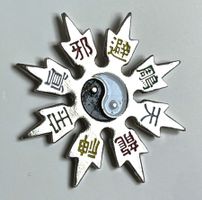 Pin Wurfstern