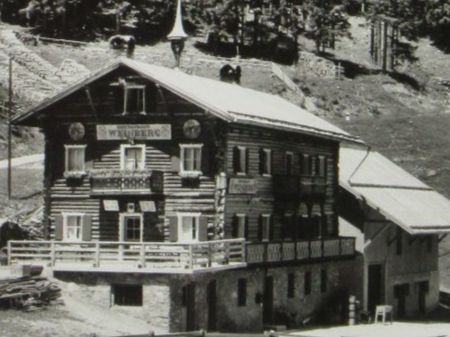 Cartoline postali: Restaurant Weinberg unter Engadin – Usato da Grenchen venduto da Bluemchen1900