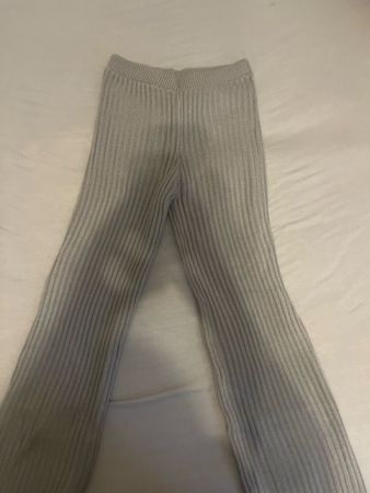 Rippstrick Hose Bell Bottoms Gr. M Grau Chic & Gemütlich