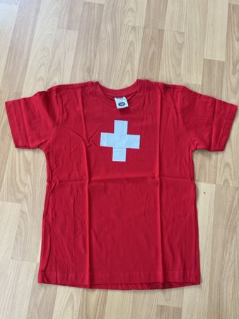 Rot-weisses Schweiz T-Shirt Grösse 140, ideal für den Sommer