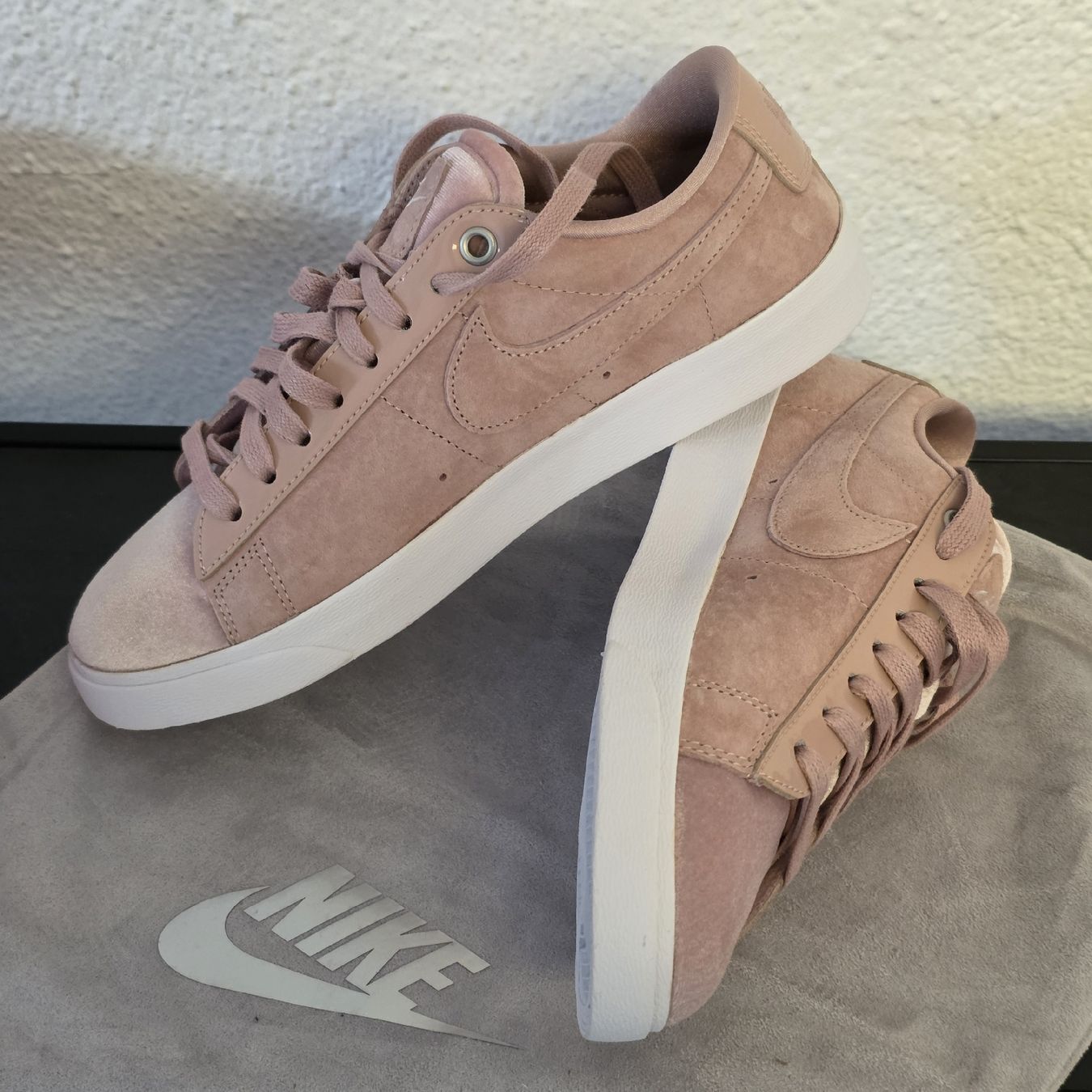 Nike Scarpe da donna: Nike Blazer Low LX, Gr. 38, neu – Nuovo e nell'imballaggio originale da Rheinsulz venduto da Gilea 5