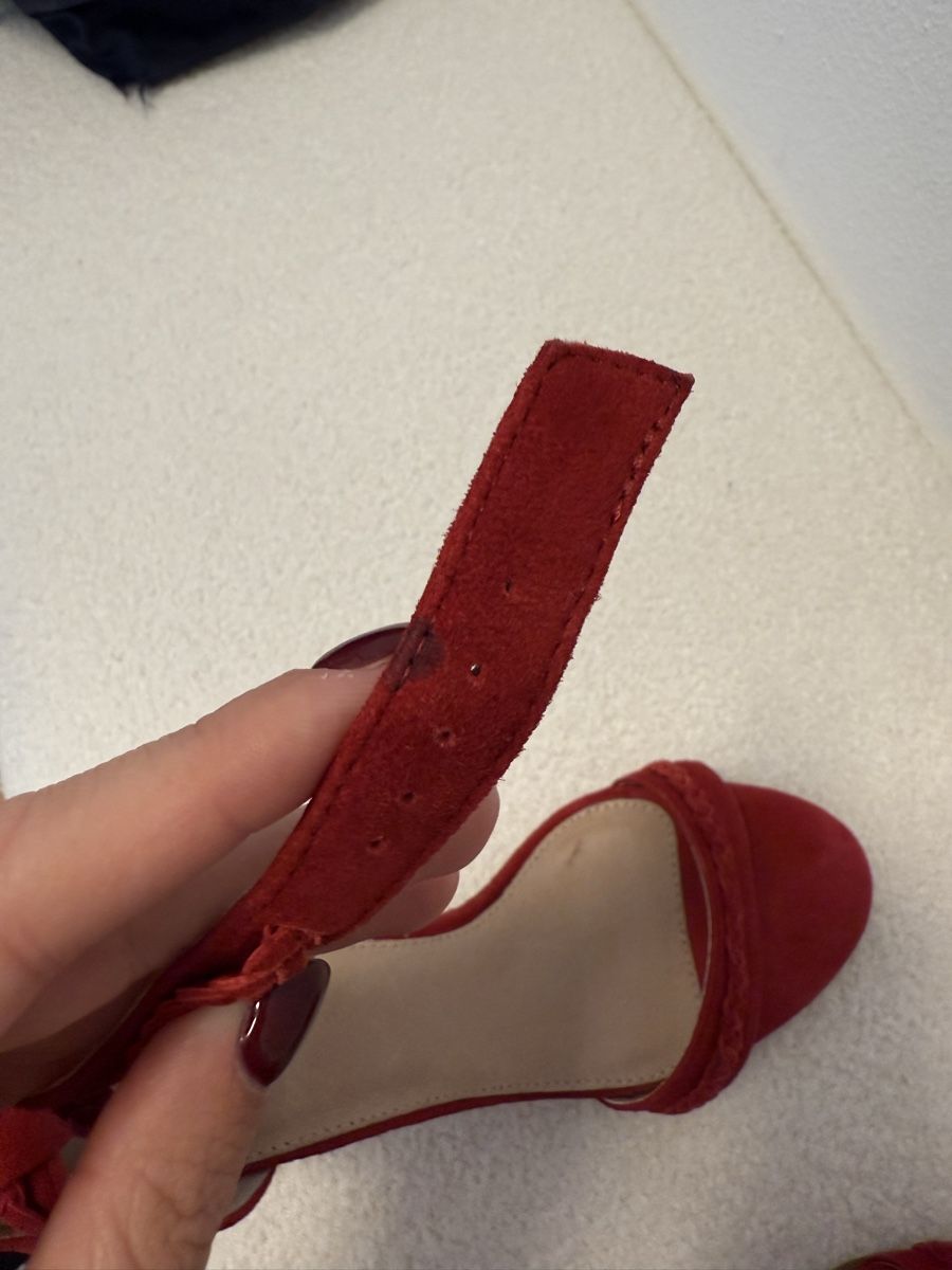 Scarpe da donna: Scarpa con tacco – Usato da Viganello venduto da mit_hd8q 2