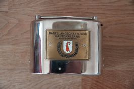 Spardose + Schlüssel - Basellandschaftliche Kantonalbank