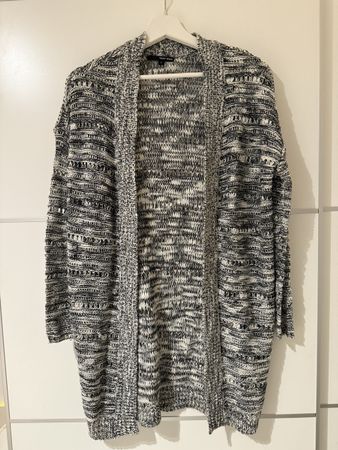 Weiche Strickjacke
