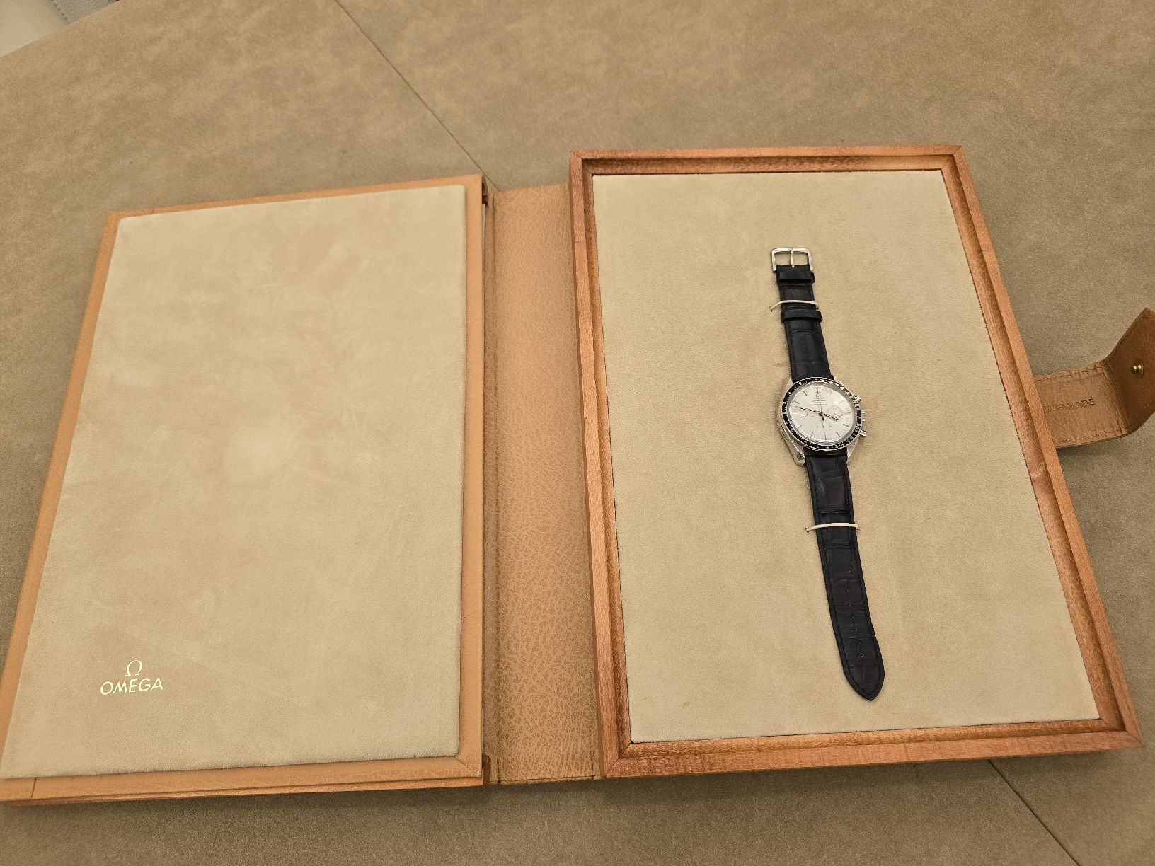 Omega Uhren: Omega Speedmaster Moonwatch 25mo anniversario – Gebraucht aus Calpiogna von Nerowolf 6