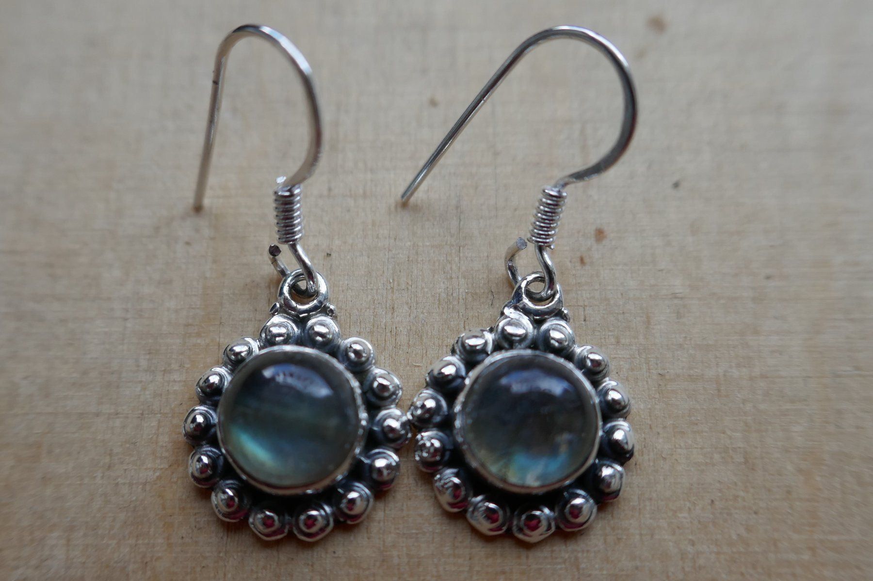 Boucles d'oreille: Ohrhänger in Silber mit Labradorit – Neuf (Voir description) à Arboldswil par estrella925 1
