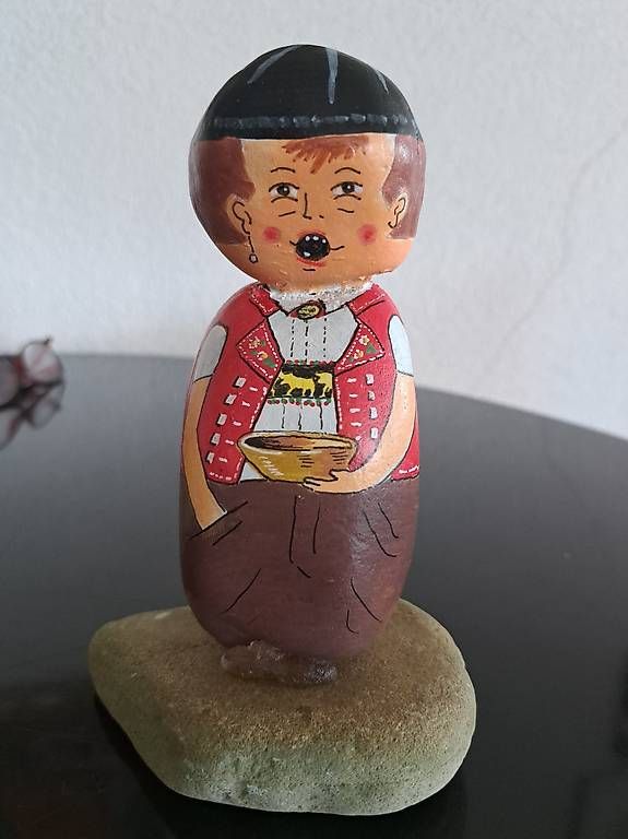 Skulpturen & Statuen: Appenzeller Traditionen steinhart – Gebraucht aus Herisau von Johnnysasak 1