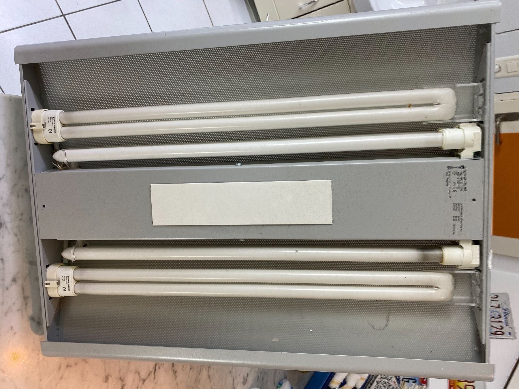 Lampade: Stehlampe mit Lichtsensor – Usato da Hinteregg venduto da Cadi1 3