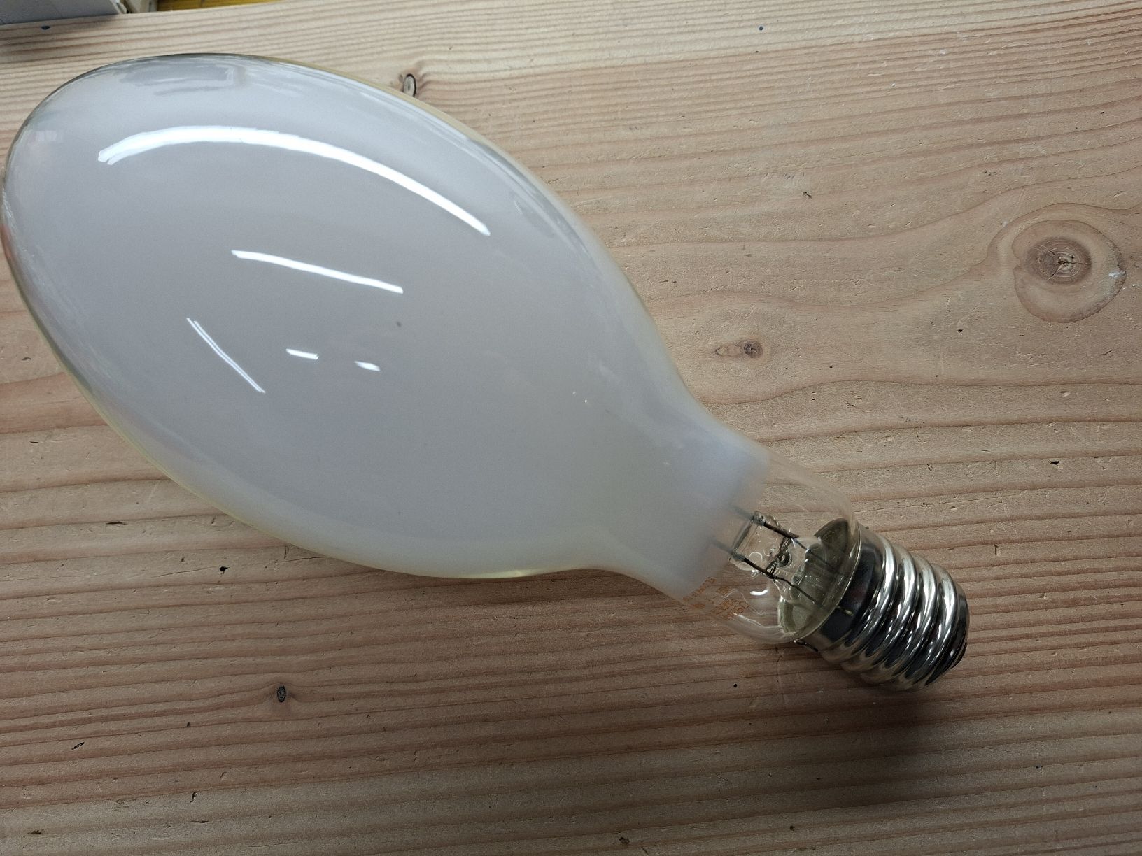 Osram Lampen: Leuchtmittel Osram Powerstar HQI - E 400W Pro E40 – Gebraucht aus Neunkirch von MaElekt