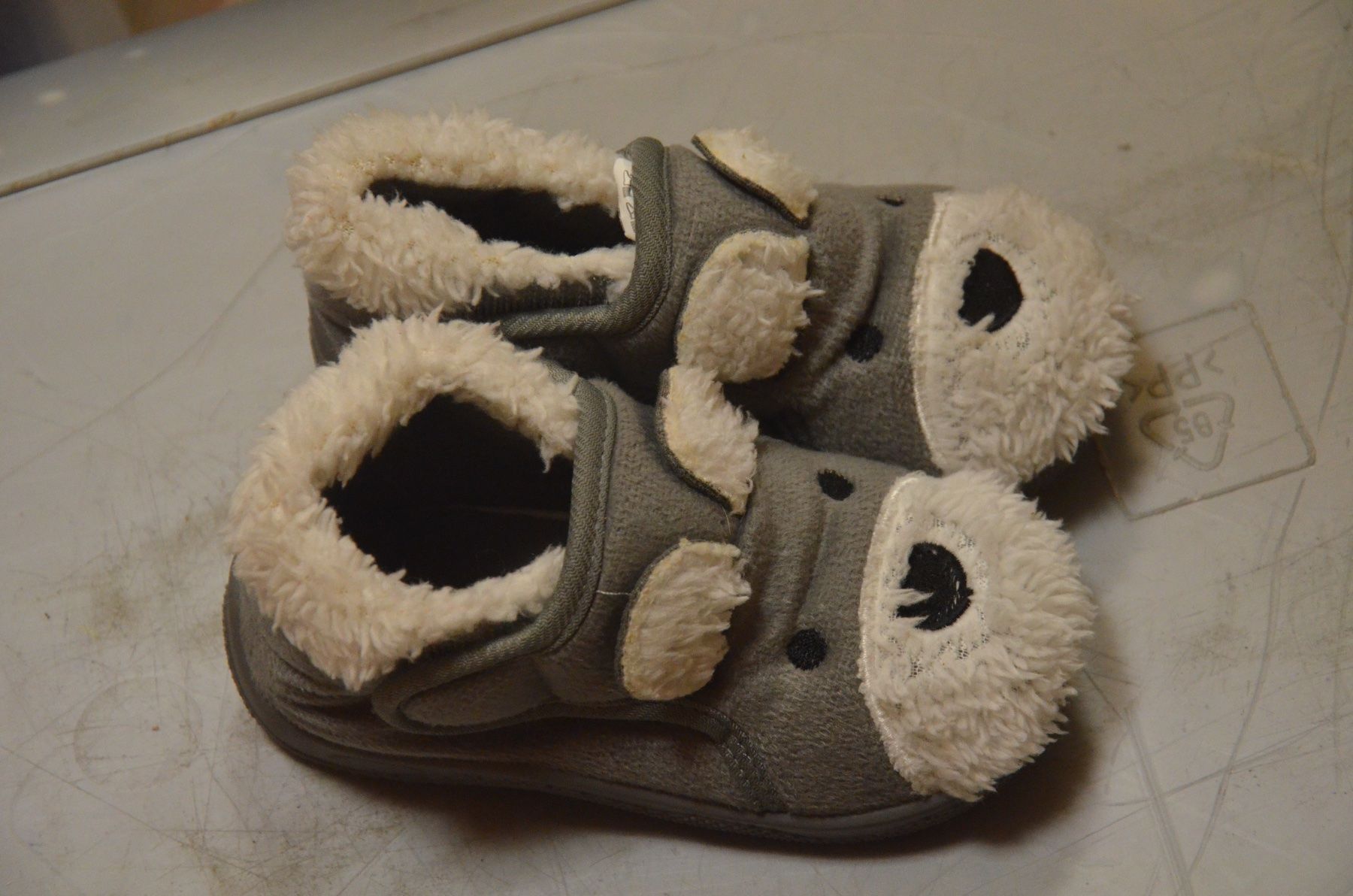 Schuhe für Jungen: NO 22 – Gebraucht aus Chiasso von Dolly015