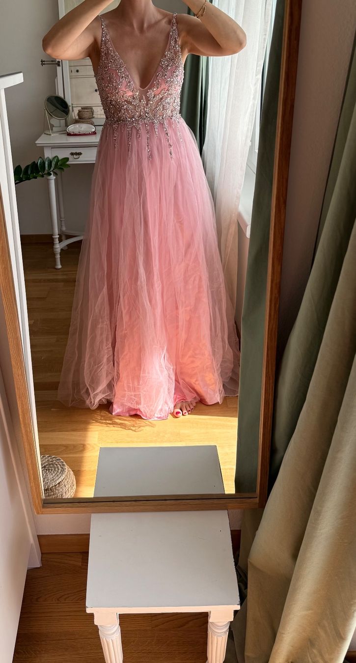 Kleider: Mascara Dress – Neu (gemäss Beschreibung) aus Uster von Ehol01