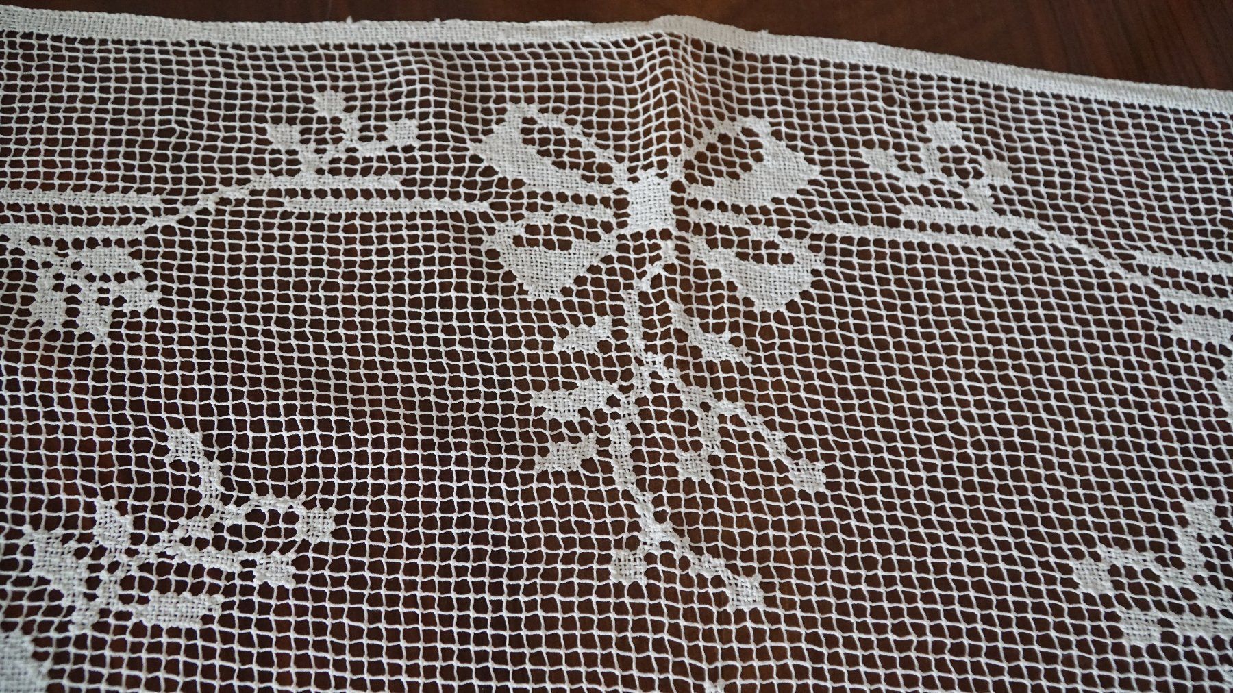 Tende: Vorhang 216x68cm Filet Handarbeit – Usato da Bern venduto da Antikbatik 2