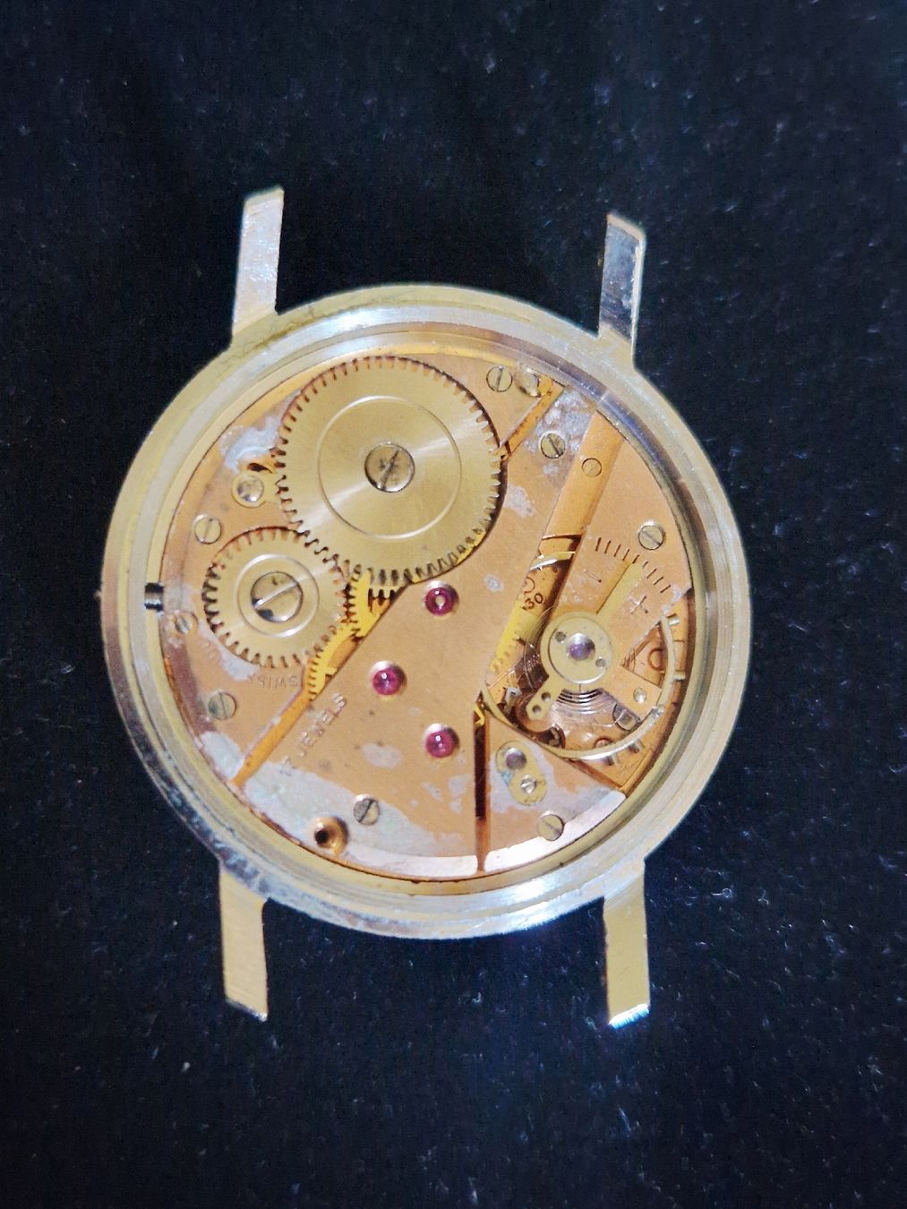 Montres: Montre Mont Rouge – Défectueux à Undervelier par Tufitufi7 2