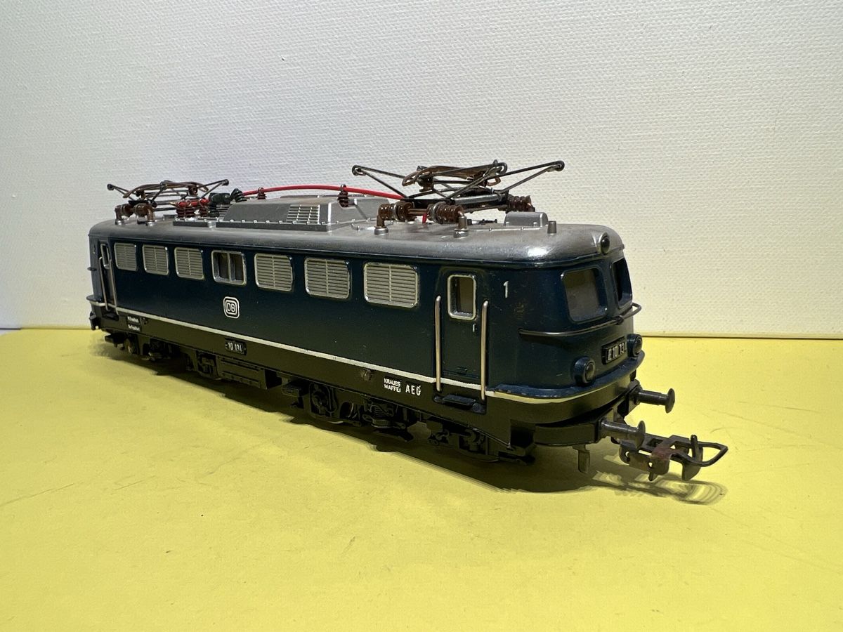 Fleischmann Modellini di ferrovie: Fleischmann E10, schweres Gussmodell in HO – Usato da Weinfelden venduto da Kammerflimmern 3