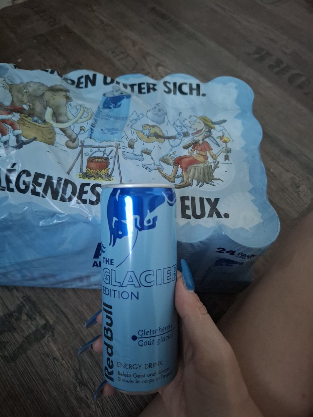 Red Bull Lebensmittel & Spezialitäten: Redbull Gletschereis – Neu und originalverpackt aus Lyss von nin_rqn7