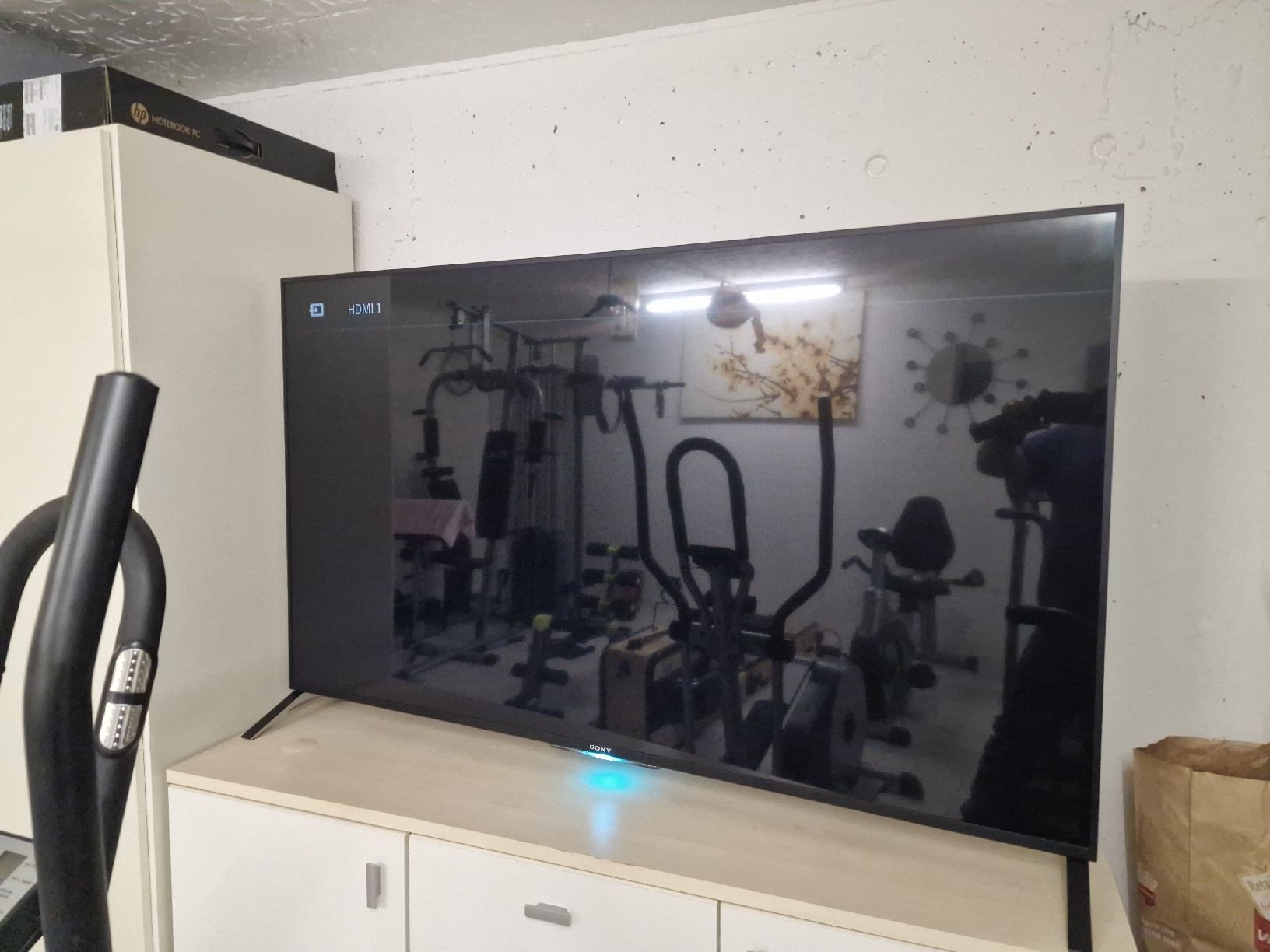Sony Televisori: Sony KD-65X8505B /65 4K UHD LED TV – Usato da Moosleerau venduto da babynaz