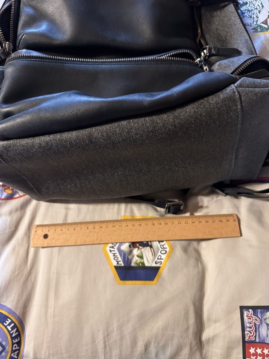 Tumi Zaini: Sac à dos Tumi cuir et toile enduite – Usato da Genève venduto da Allisgood 9