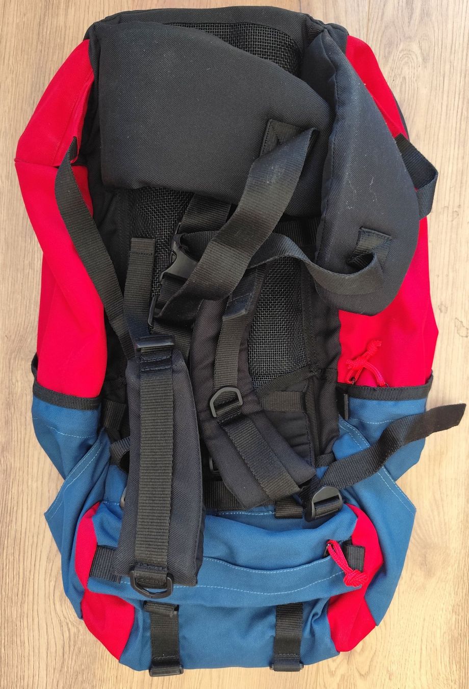 Zaini: Rucksack Alpine 40 - neu, ungebraucht – Nuovo (secondo la descrizione) da Oberwil BL venduto da NTS-TopShop 1