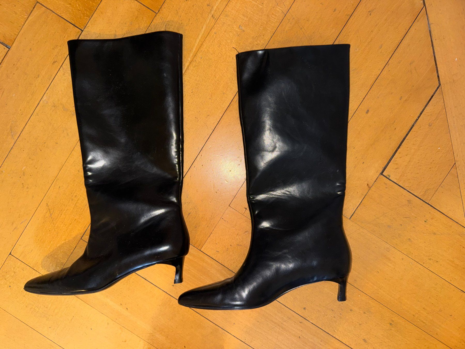 Stradivarius Damenschuhe: Boots – Gebraucht aus Zollikon von lui_gqg9 1