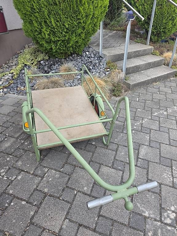Anhänger: Robuster Anhänger für das Velo oder Motorfahrrad – Gebraucht aus Alchenflüh von Aebiandi
