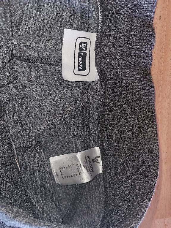 Pantaloni: Freddy Jogginghose Grösse M – Usato da Pfungen venduto da meierda89 1
