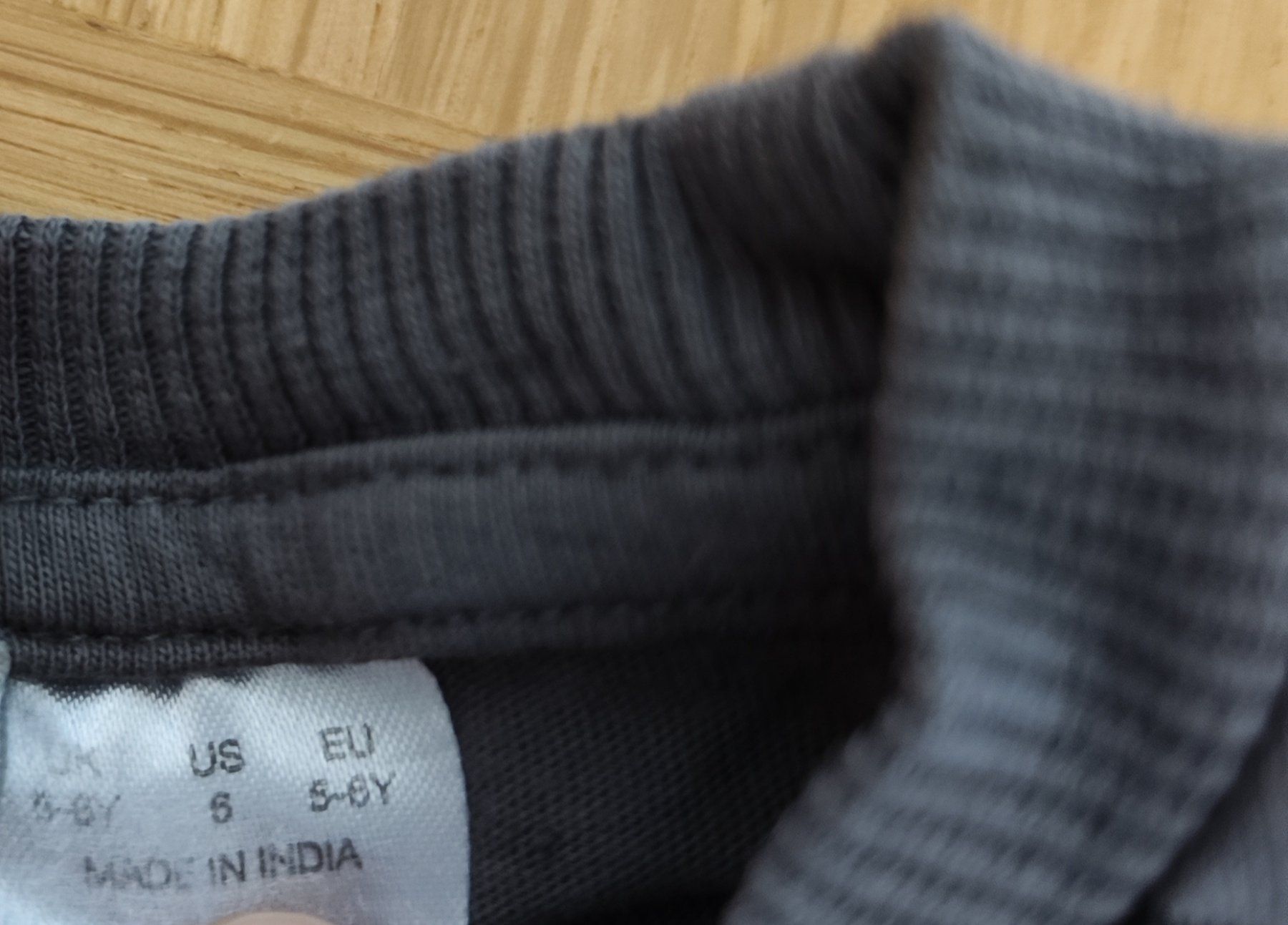 Maglioni & Felpe: Langarmshirt ca. Grösse 110/116 – Usato da Reinach BL venduto da chilller92 2
