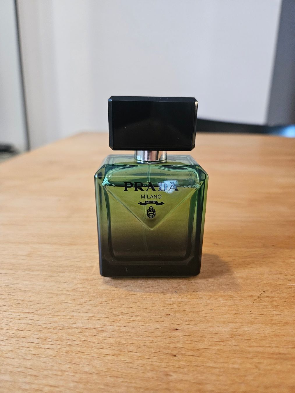 Prada Parfums & Eau de Toilette: Prada Paradigme – D'occasion à Zürich par Teppich.