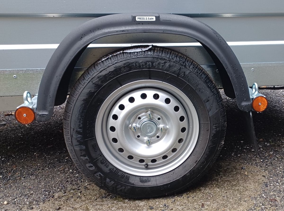 Cresci Rimorchi: Cresci PT6F mit Deckel und Heckklappe – Nuovo (secondo la descrizione) da Domat Ems venduto da Cini84 3