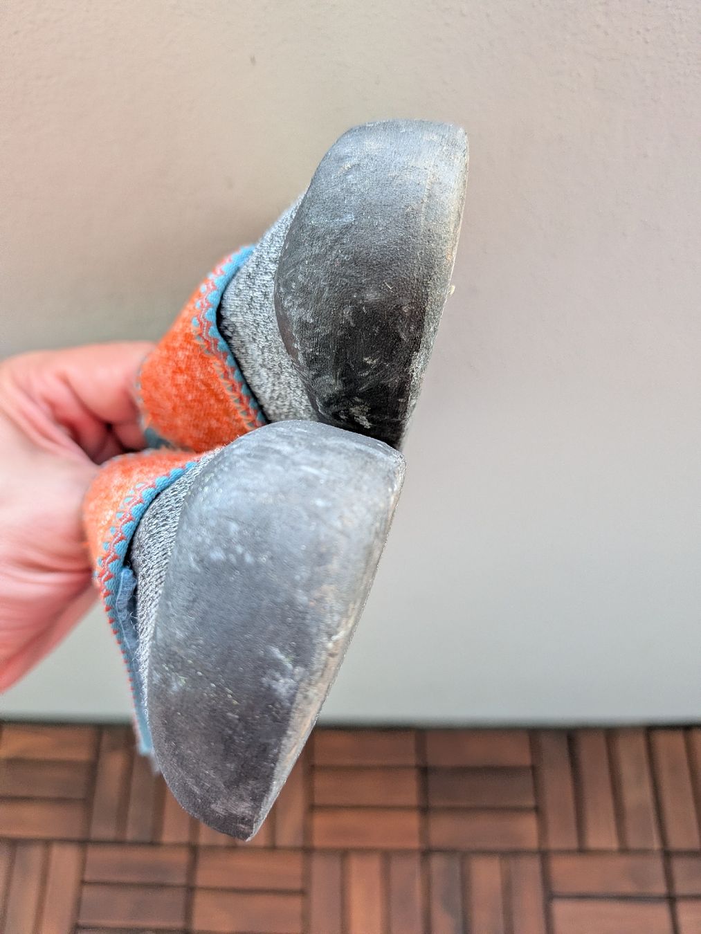 Decathlon Schuhe für Jungen: Chaussons escalade enfant Simond 30/31 – Gebraucht aus Morges von pve_698v 2