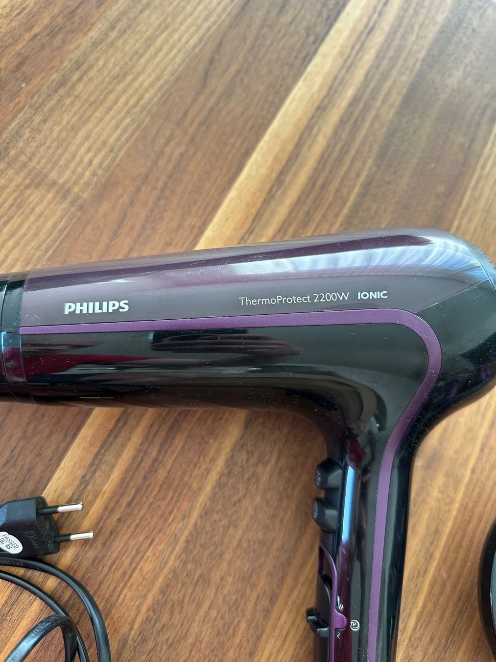 Philips Asciugacapelli: Haarföhn - Philips ThermoProtect 2200W Ionic – Usato da Märstetten venduto da fab_wf2v 2