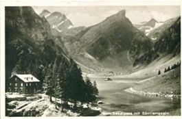 Seealpsee mit Säntismassiv