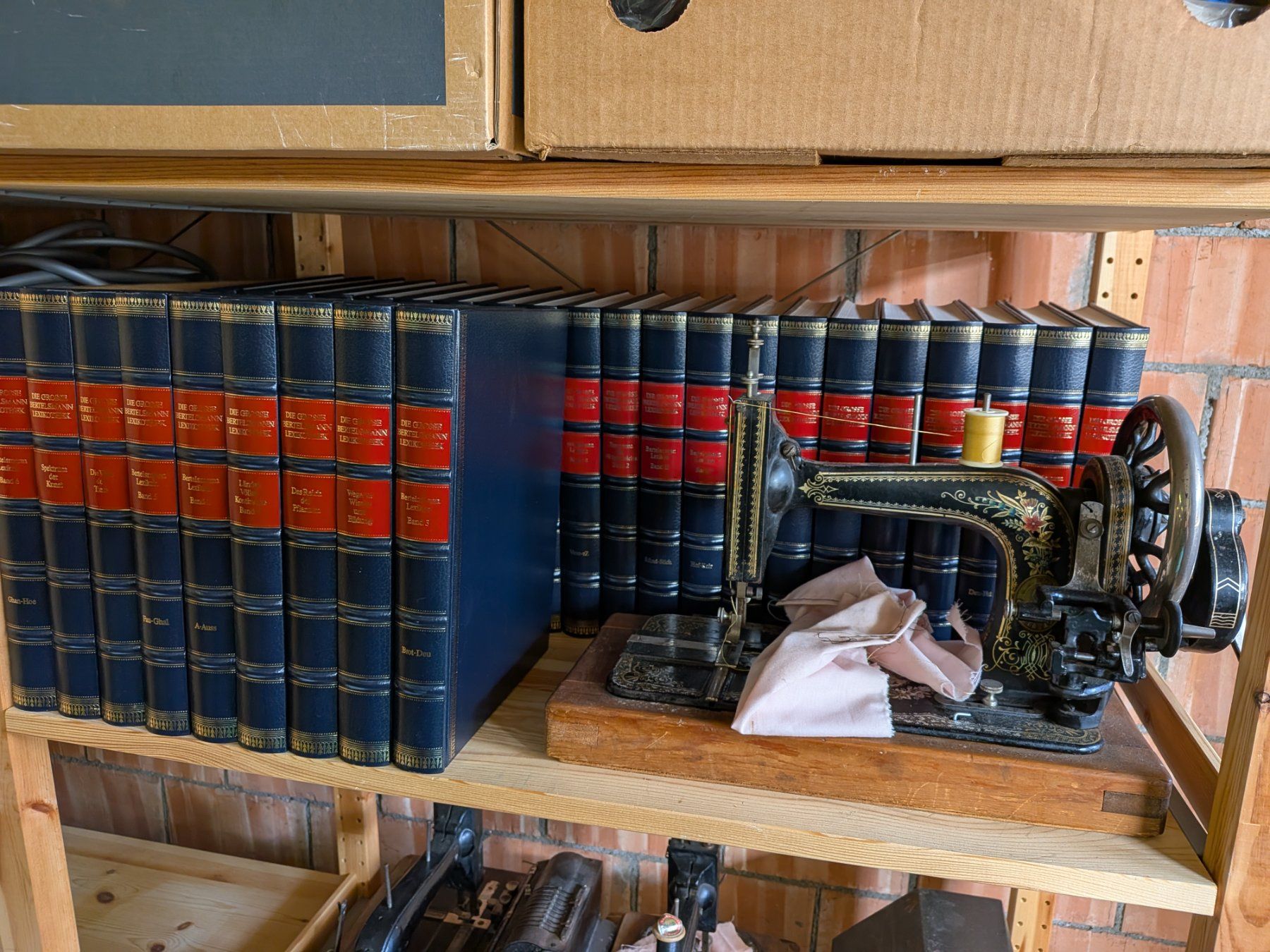Libri: 31 Bände Bertelsmann Lexikon.Neuwertig – Usato da Schönenwerd venduto da kybi