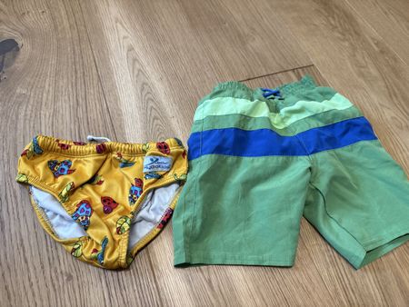 2 Schwimmwindel Badehosen Jungs 6-12 Monate