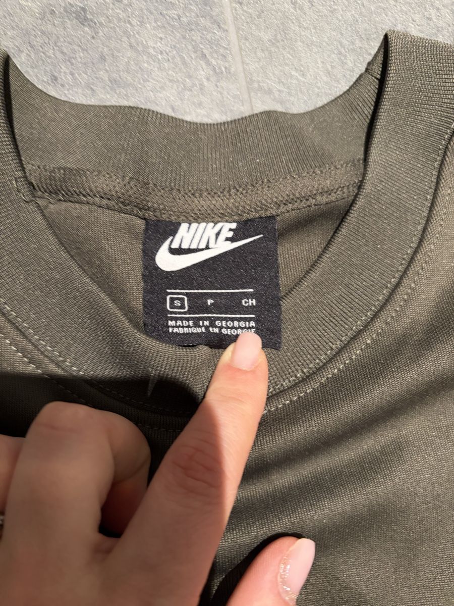 Nike Pullover & Sweatshirts: Nike Pullover Gr. S – Gebraucht aus Frauenkappelen von SSCN01 2