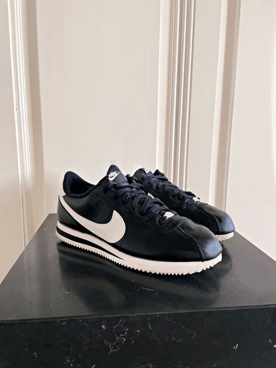 Cortez noir et outlet blanc