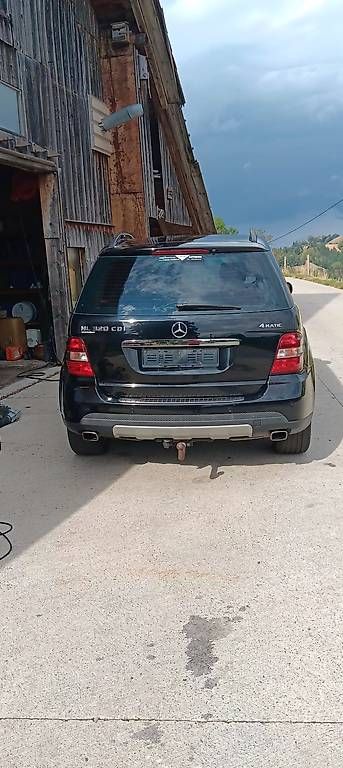 Mercedes-Benz Autos: Mercedes ml 320cdi – Gebraucht aus Hergiswil LU von ErwinReber 1