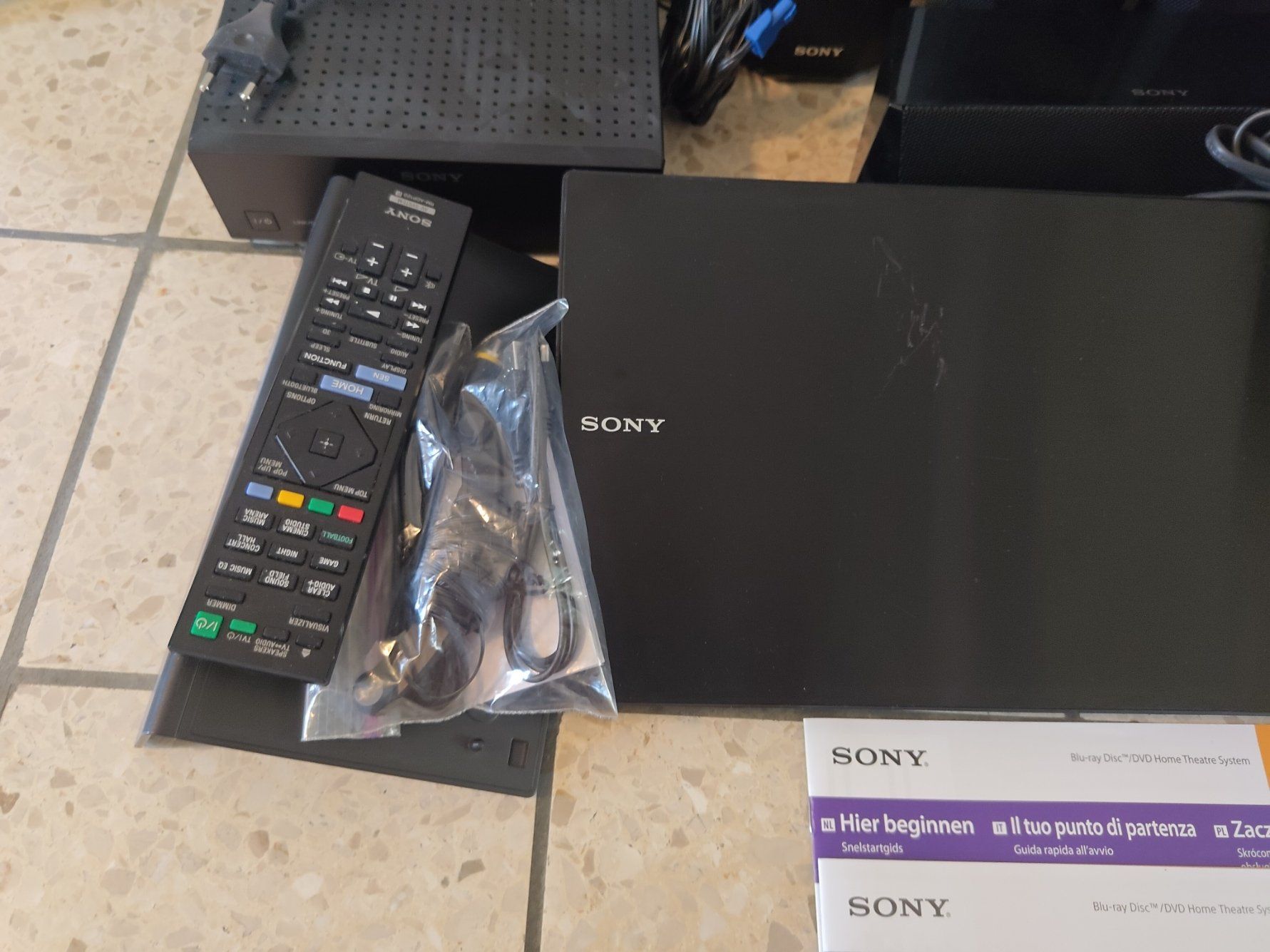 Sony Heimkino: Blu-ray Home Entertainment System Sony BDV-N5200W – Gebraucht aus Liestal von  2