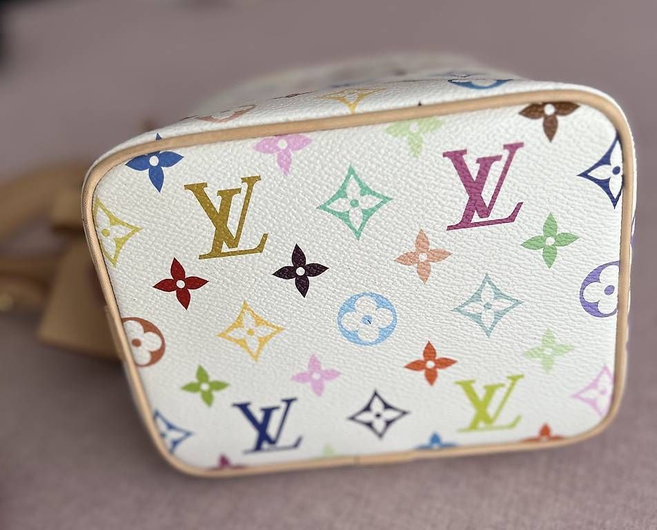 Louis Vuitton Borse da donna: Louis Vuitton secchiello – Nuovo (secondo la descrizione) da Sorengo venduto da at217 2