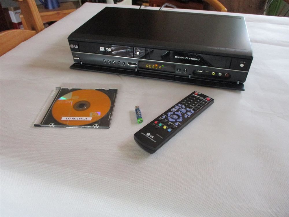 LG RCT689H DVD / VHS Recorder Kombi Kaufen auf Ricardo