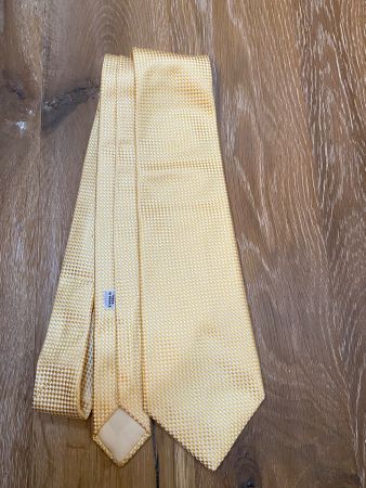 Beautiful silk iconic Charvet yellow men’s tie