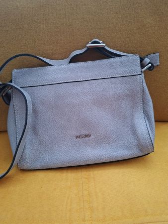 Joli petit sac bandoulière Picard, cuir, très bon état, gri