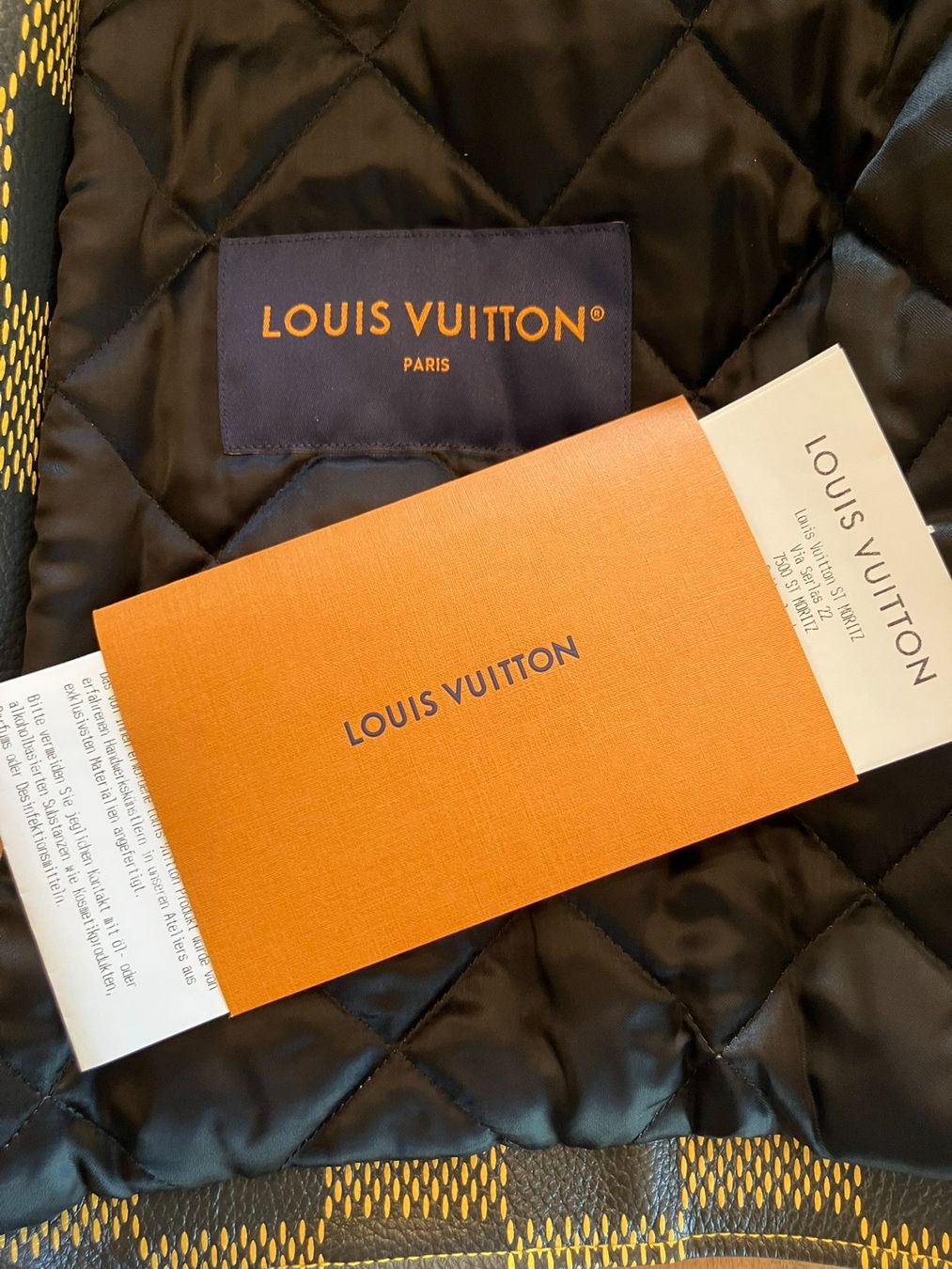 Louis Vuitton Giacche: Louis Vuitton Damier Pop Lederjacke – Nuovo e nell'imballaggio originale da Zäziwil venduto da Bewy1 3