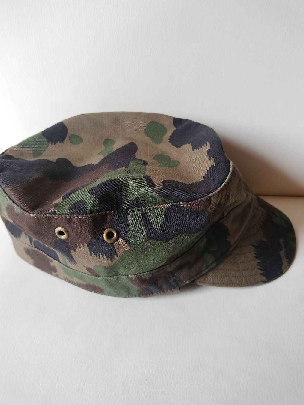 Schweizer Armee Uniformen: Schweizer Armee Militär Tarn Mutz, Grösse 55 – Gebraucht aus Schwanden Sigrisw von Wibe81 1