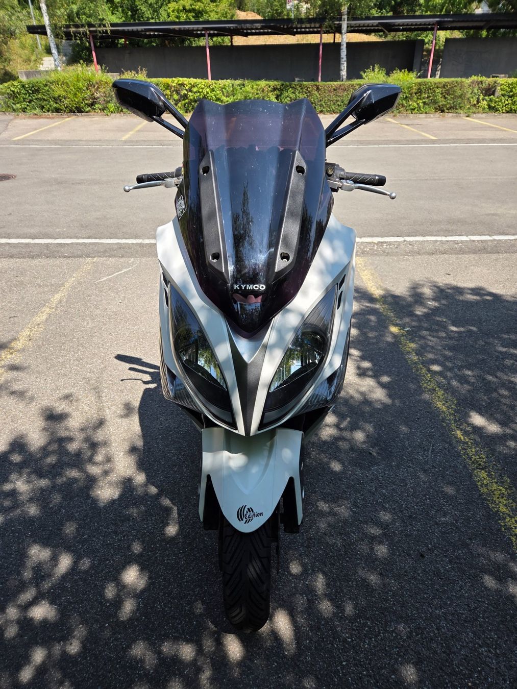 Kymco Scooters: Kymco Xciting 400i Roller weiss – D'occasion à Schaffhausen par kaeufer12 1