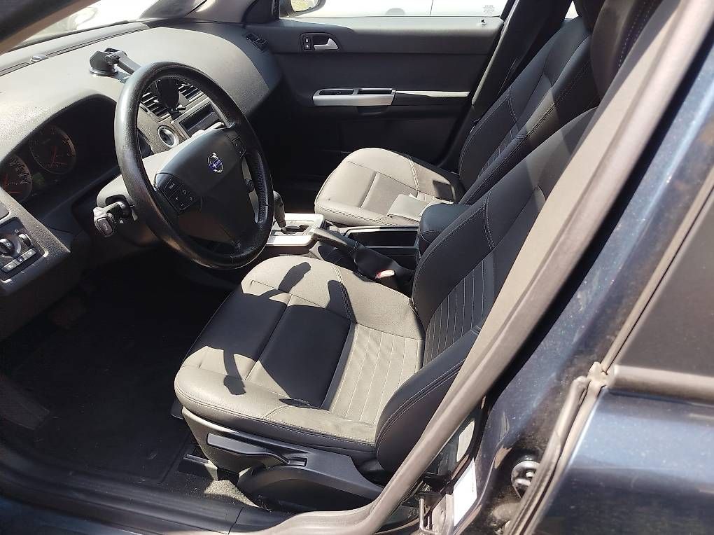 Autos: VOLVO V50 AUTOMATICA COLLAUDATA Viaggia Bene – D'occasion à Muralto par Mariolino3 5